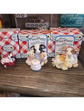 Vintage 90's Enesco Mary's Moo Moos "Butter Cream Wishes, An Un-Eggspected